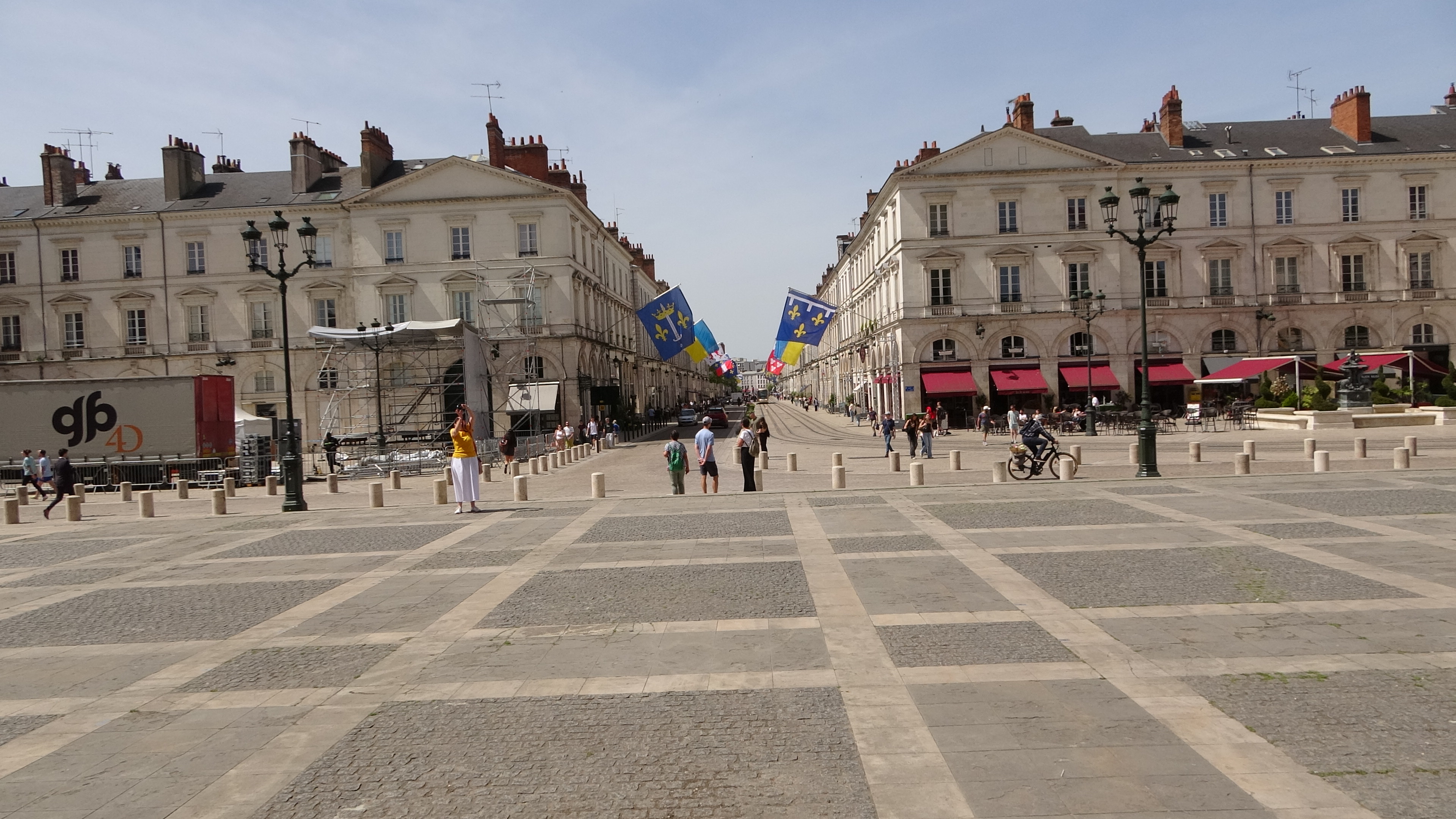 Platz vor der Kathedrale