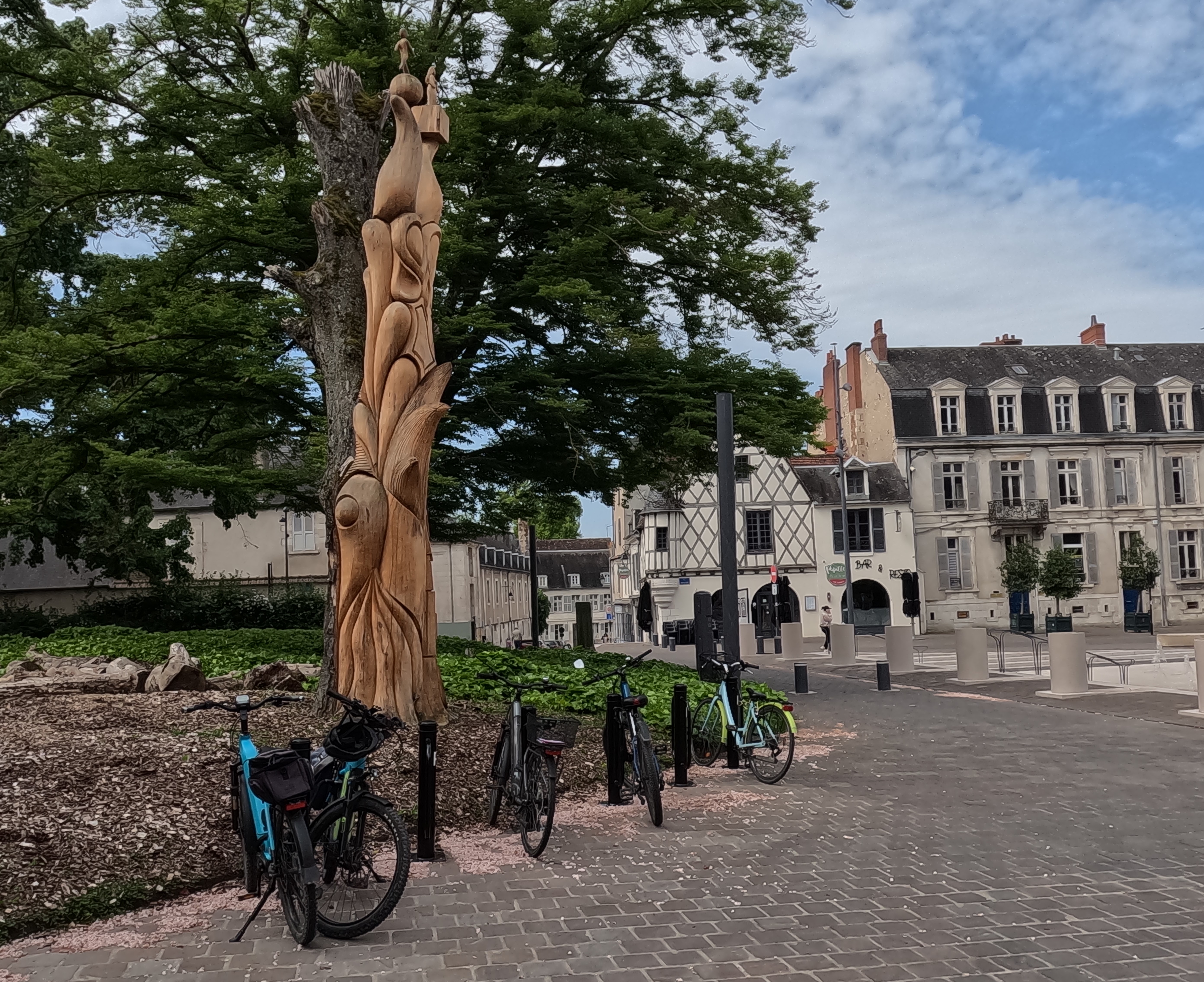 Bourges mit dem Fahrrad